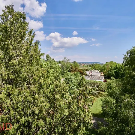 Germering - - Hostaid Apartment Balatonfured